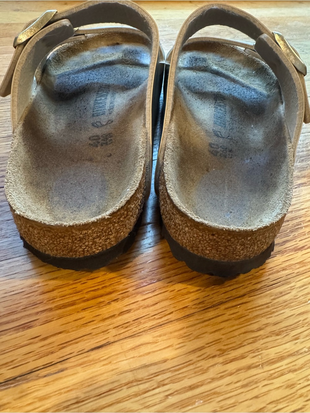 Birkenstock Arizona Sandal in Metallic Gold and Black Sole - Picture 12 of 15